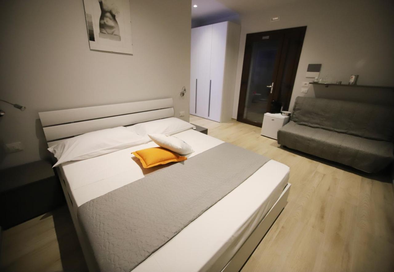 Agriturismo Donoratico Villa Luaran gambar