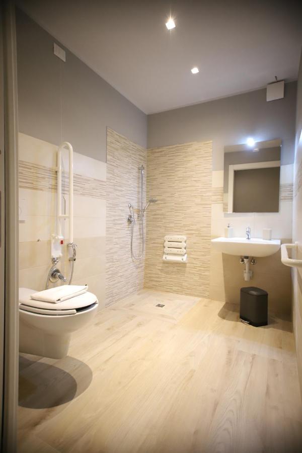 Agriturismo Donoratico Villa Luaran gambar